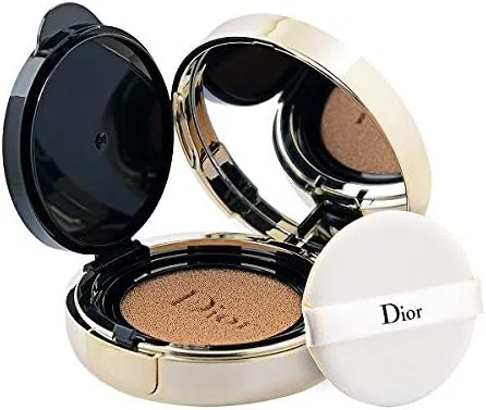 Тональное средство Dior cushion #010