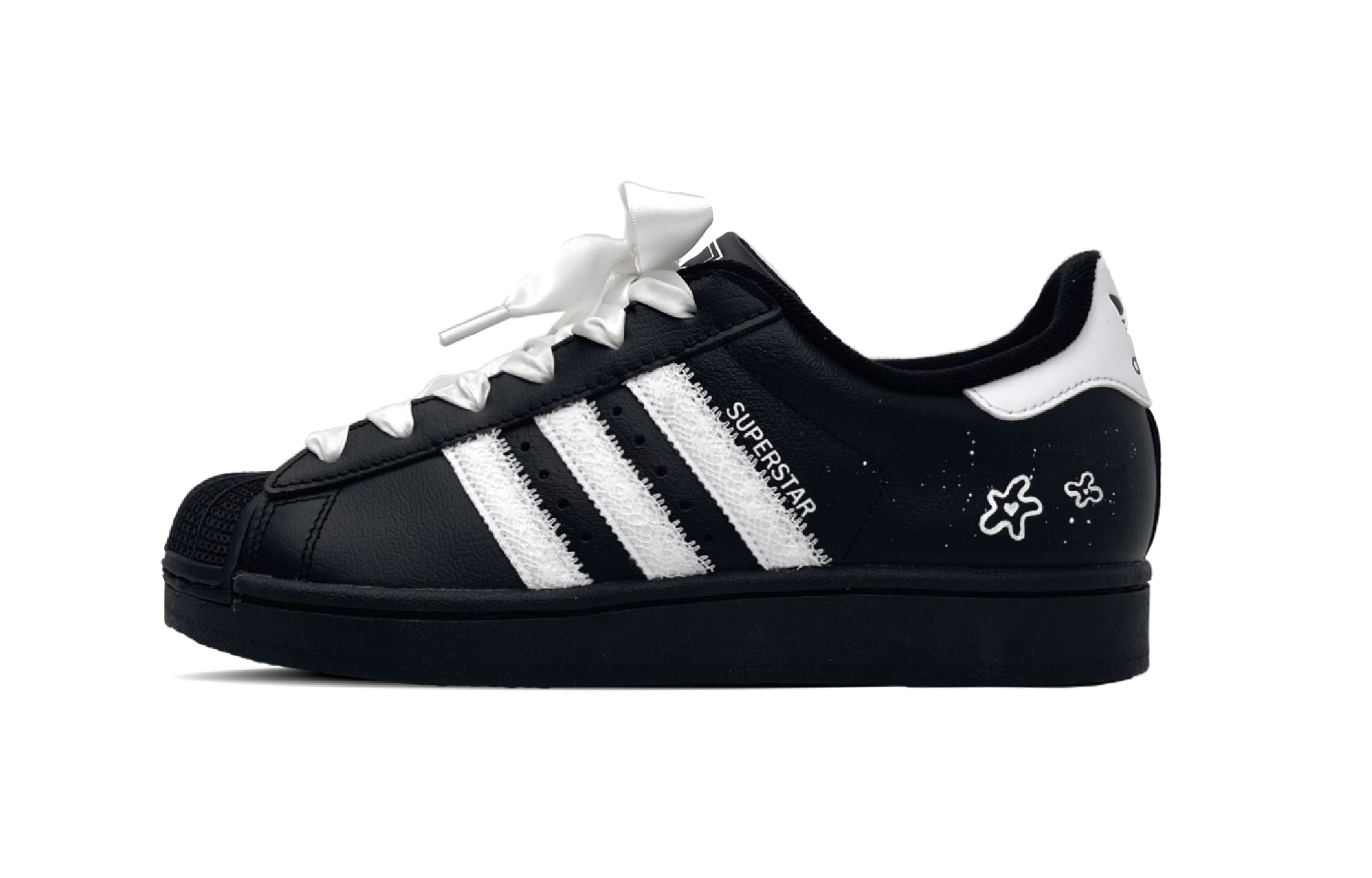 

Кроссовки для скейтбординга Superstar 2 Seeking Spring Maiden для детей подростков Adidas Originals, черный/белый