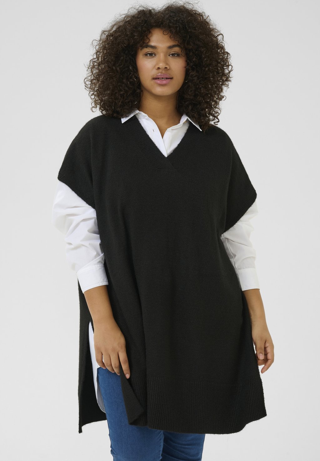 

Базовая футболка KCANNETT Kaffe Curve, цвет Black Deep