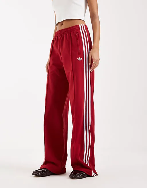 Свободные спортивные брюки темно-красного и синего цвета adidas Originals Firebird — эксклюзивно для ASOS — фото 2