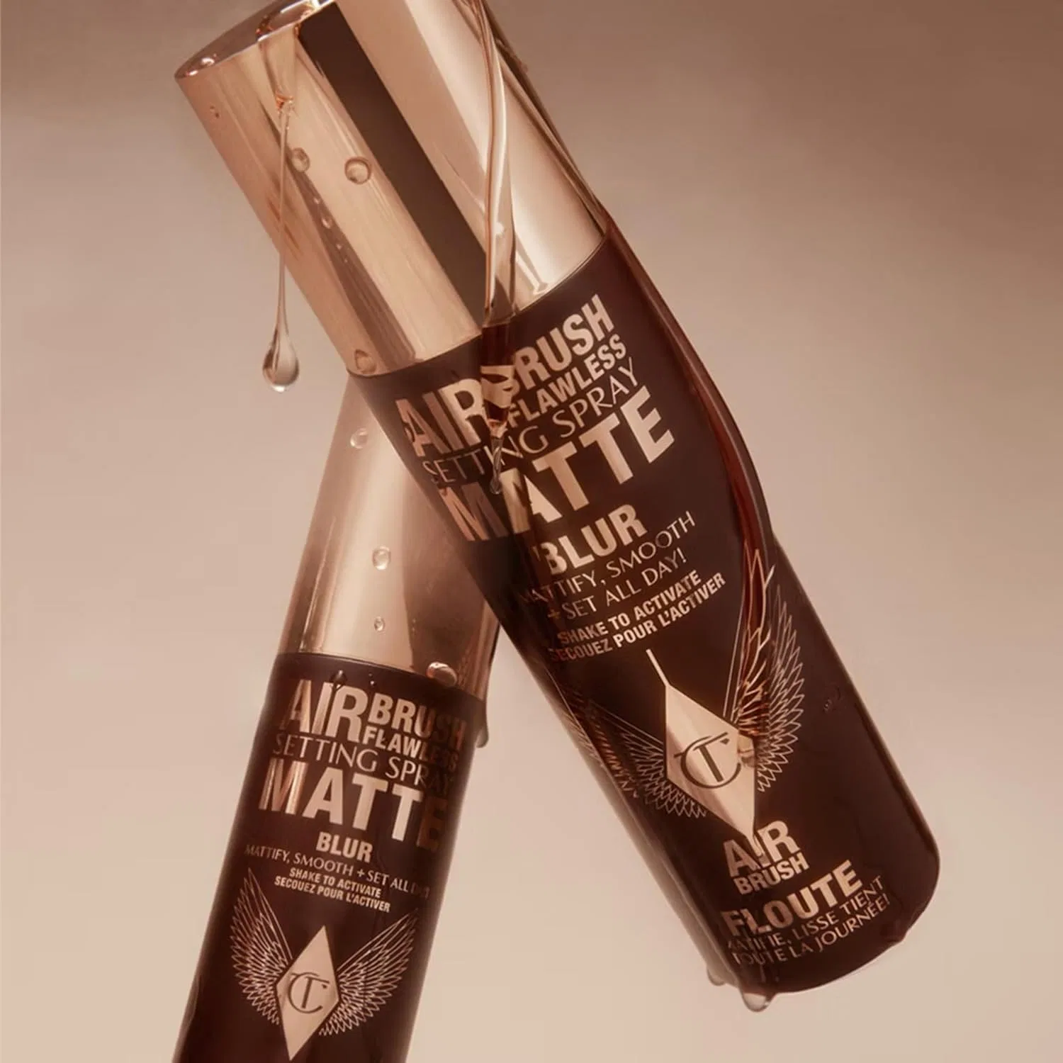 Матирующий фиксирующий спрей для макияжа «Airbrush Flawless Setting Spray Mat» от Charlotte Tilbury, дорожный размер Charlotte Tilbury — фото 4