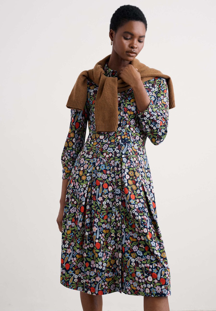 

Платье Seasalt Cornwall CUDDEN, Multi Still Life Maritime/Dark Red