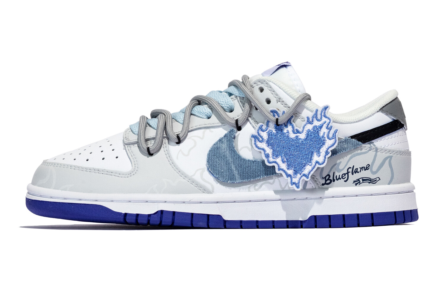 

Кроссовки Nike Dunk Skateboarding Shoes Men Low-top Blue/white, цвет Love is like fire