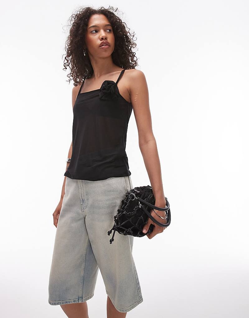 

Topshop – Черная прозрачная кофточка с цветком из ткани
