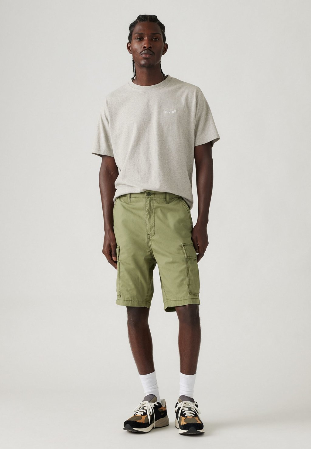 

Шорты CARRIER CARGO Levi's, цвет Olive Night