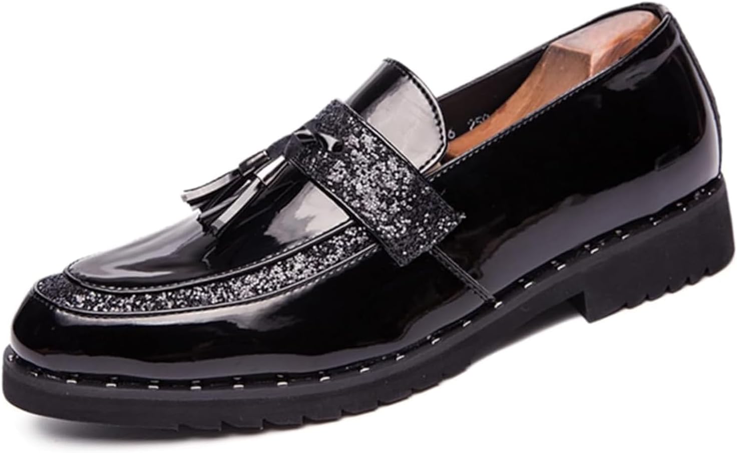 

Мужские лоферы BNWELK на платформе из мягкой кожи, слипоны с модной кисточкой, блестящая лакированная кожа, обувь для выпускного, свадьбы и вечеринок, удобные, нескользящие, деловые и повседневные классические туфли, черный