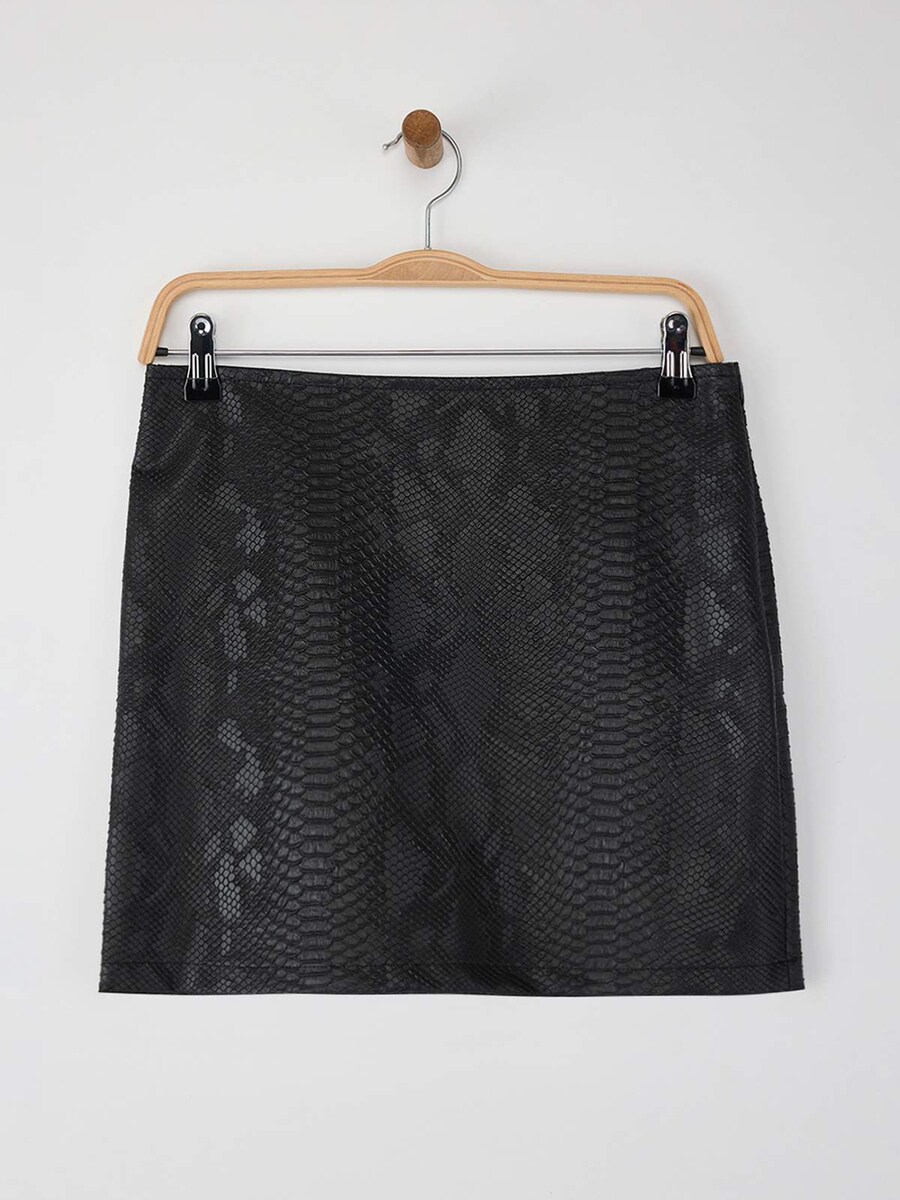 

Кожаная юбка Trendyol, Black