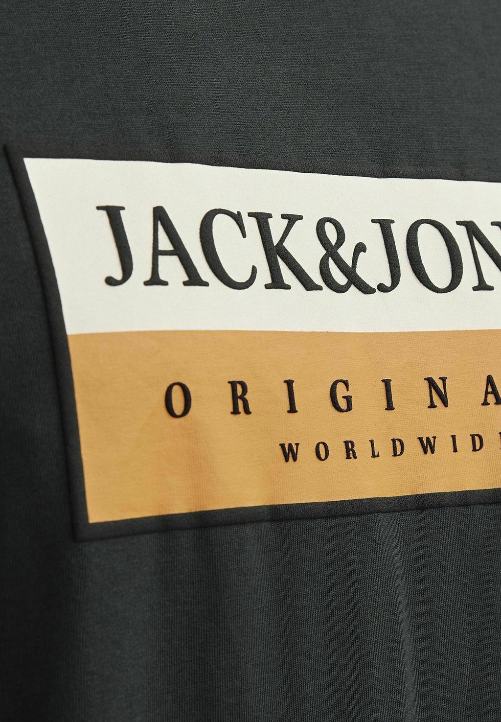 

Футболка с принтом GEDRUCKT RUNDHALS Jack & Jones, темно-зеленый