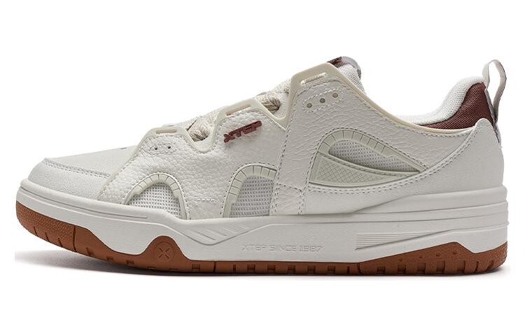 

Кроссовки XTEP Skateboarding Shoes Men Low-top Light Gray, светло-серый