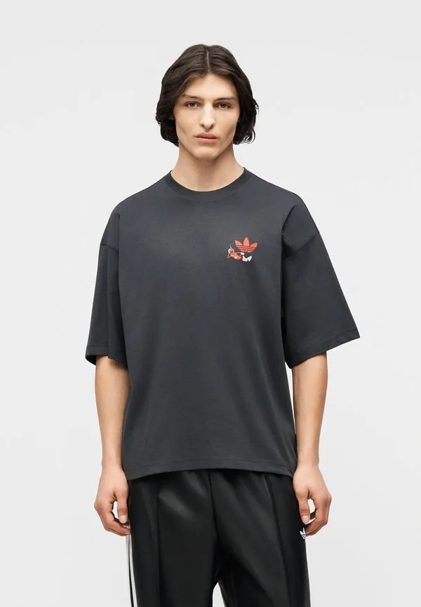 Новая футболка унисекс с принтом "чили" Adidas Originals, Carbon — фото 3