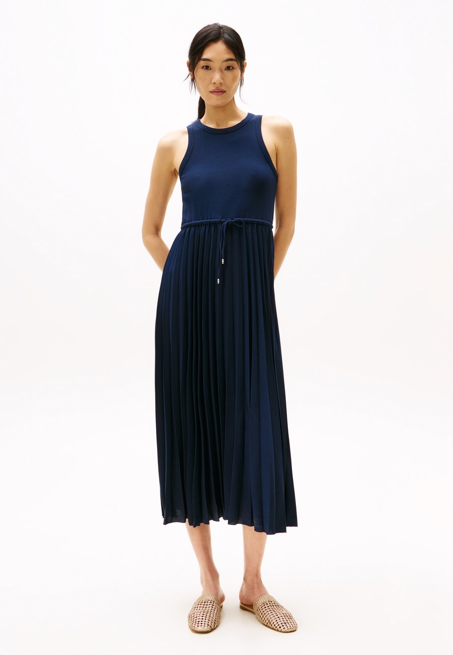 

Платье Tommy Hilfiger TANK PLEATED DRESS, Dark Night Navy/Dark Blue