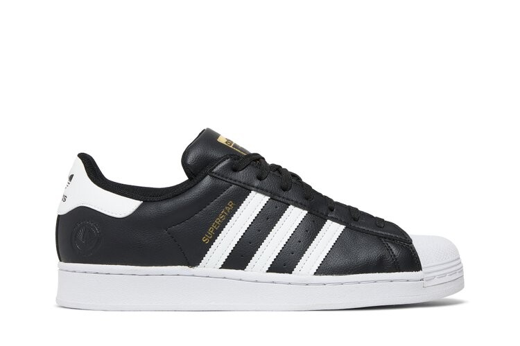 

Кроссовки Adidas Superstar Vegan, черный