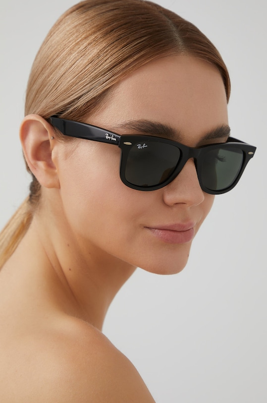 

Очки Wayfarer Ray-Ban, черный