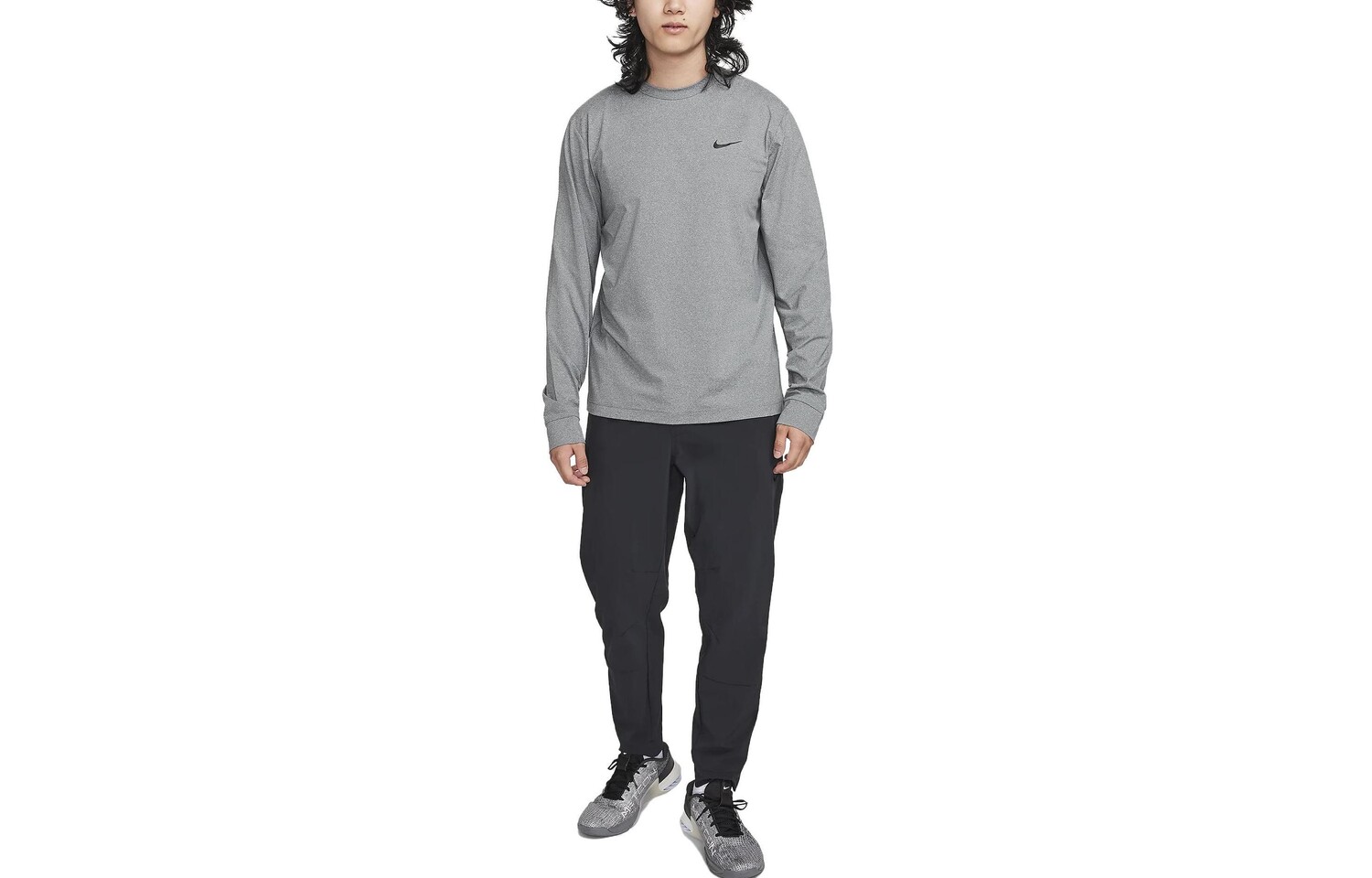 

Футболка мужская дымчато-серая Nike, серый