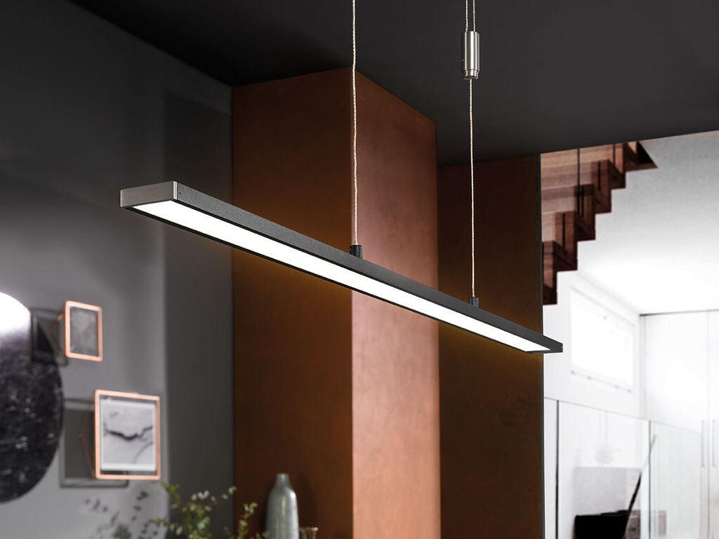 

Узкий светодиодный подвесной светильник, регулируемый по высоте, с регулировкой яркости и цветовой гаммой CCT, длина 90 см. Fischer & Honsel Leuchten