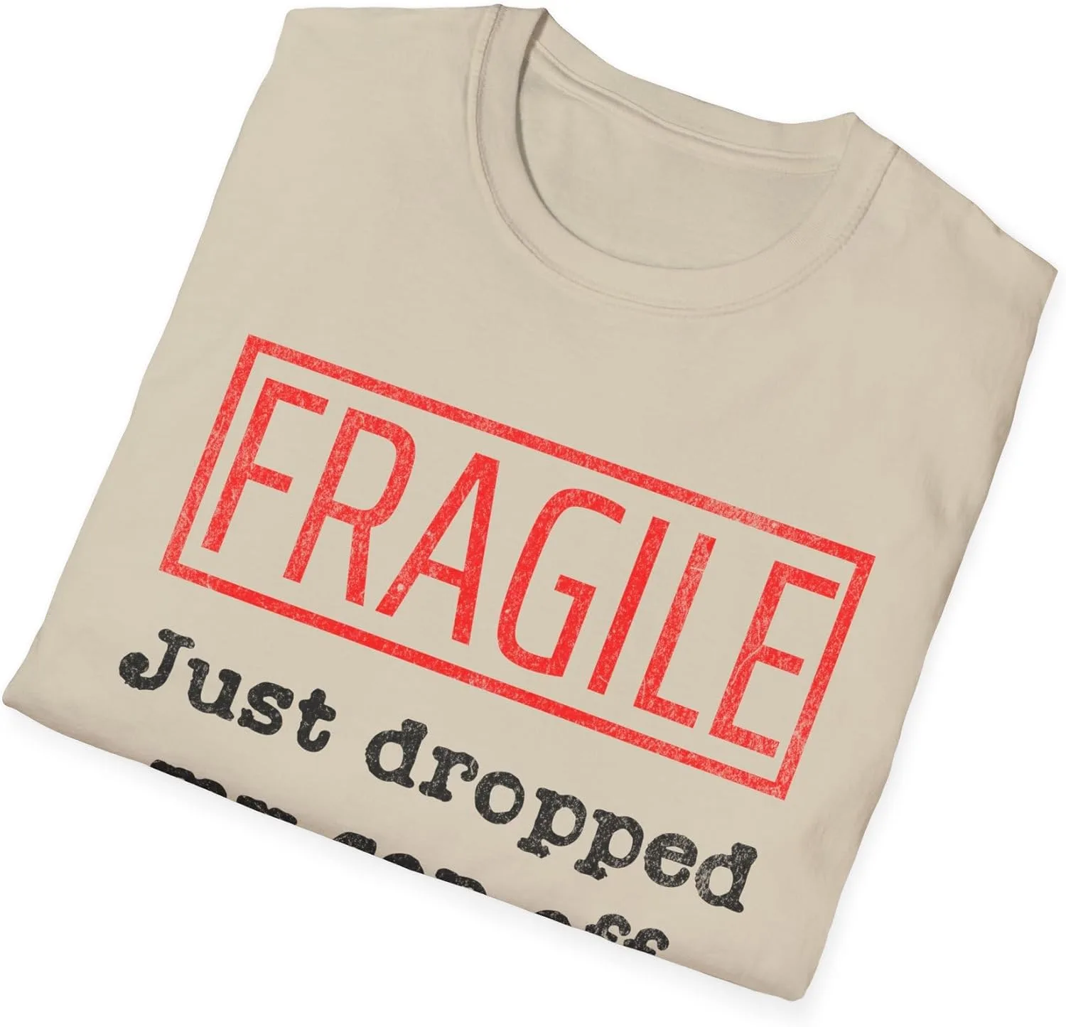 Футболка Fragile Just Dropped My Son Off at College, минималистичный дизайн, простой текст, подарок для мамы или папы, повседневная одежда для родителей GENERIC, Sand — фото 4