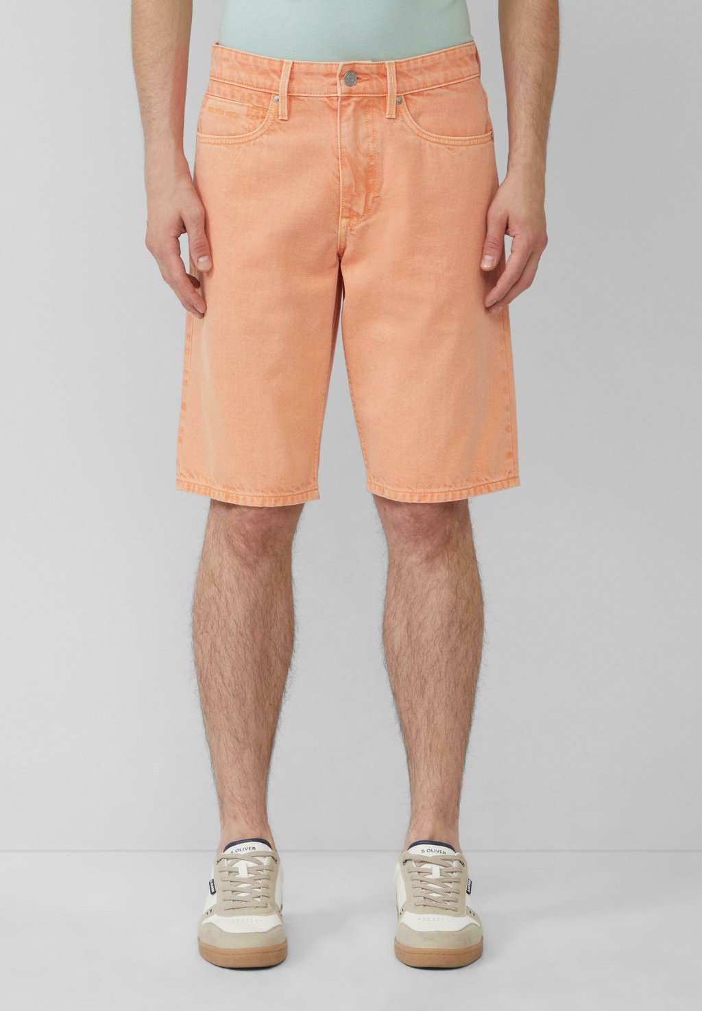 

Джинсовые шорты REGULAR FIT MID RISE s.Oliver, лосось