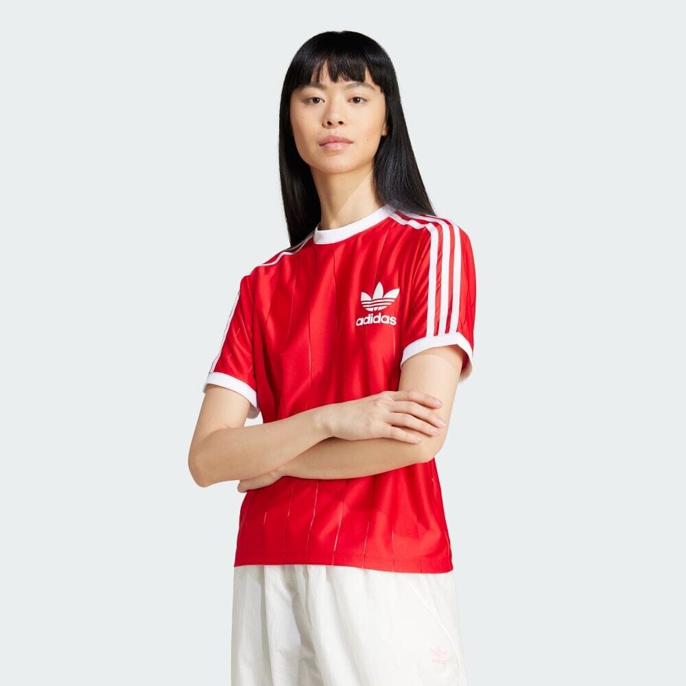 

Футболка Adidas Adicolor Three Stripes Pinstripe Short Sleeve T-Shirt, цвет Better Scarlet