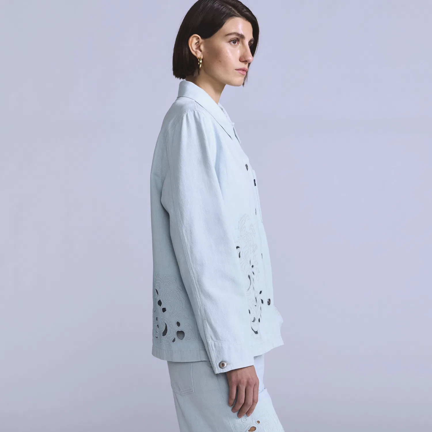 Женская вышитая куртка-тракер "Бандит" Levi's, Medium Wash — фото 3