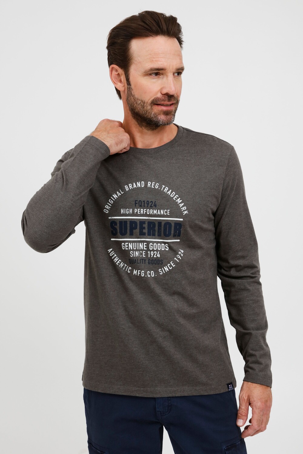 

Лонгслив FQ1924 Langarmshirt, серый