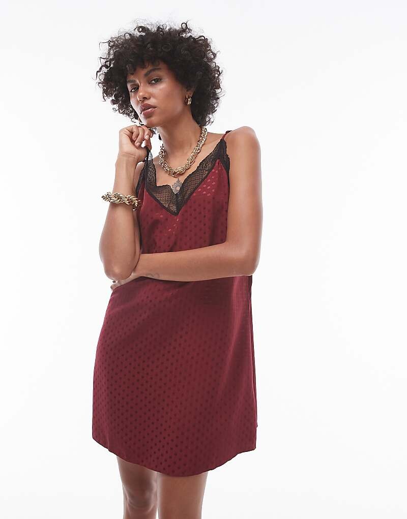 

Topshop – Бордовое мини-платье-комбинация с отделкой из жаккардового кружева