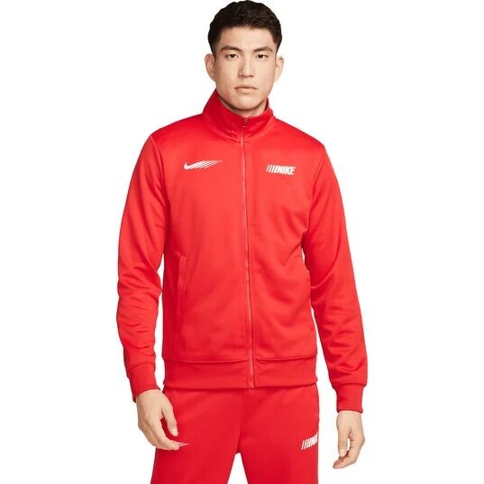 

Стандартная куртка Nike, красный