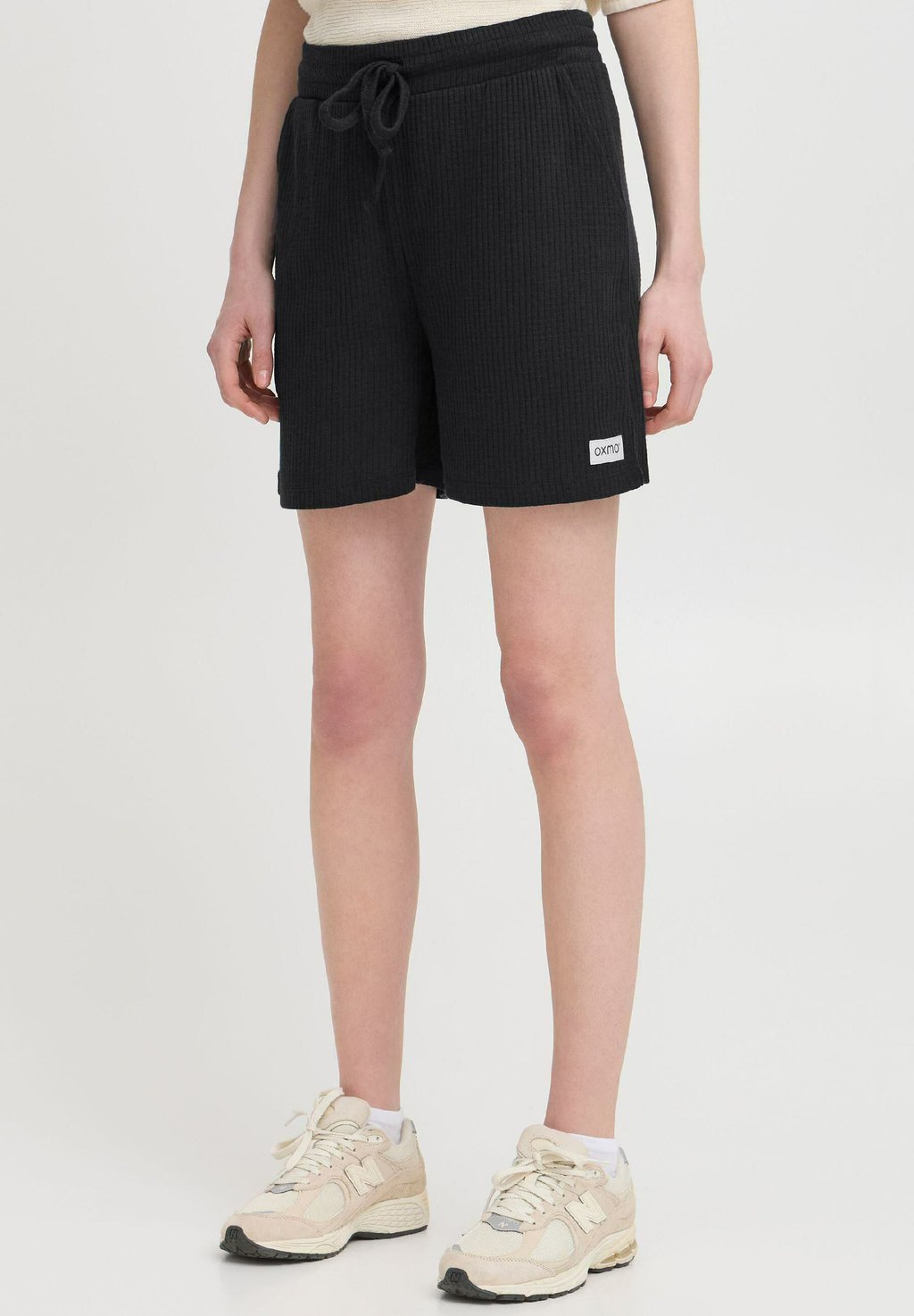 

Шорты OXWIM - Tracksuit bottoms Oxmo, черный