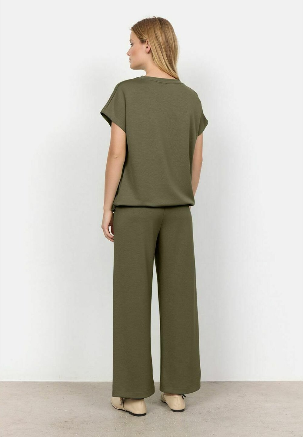 

Базовая футболка BANU Soyaconcept, оливковый