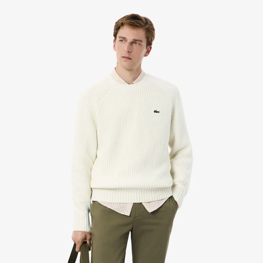 Свитер мужской Lacoste кремовый с круглым вырезом в рубчик