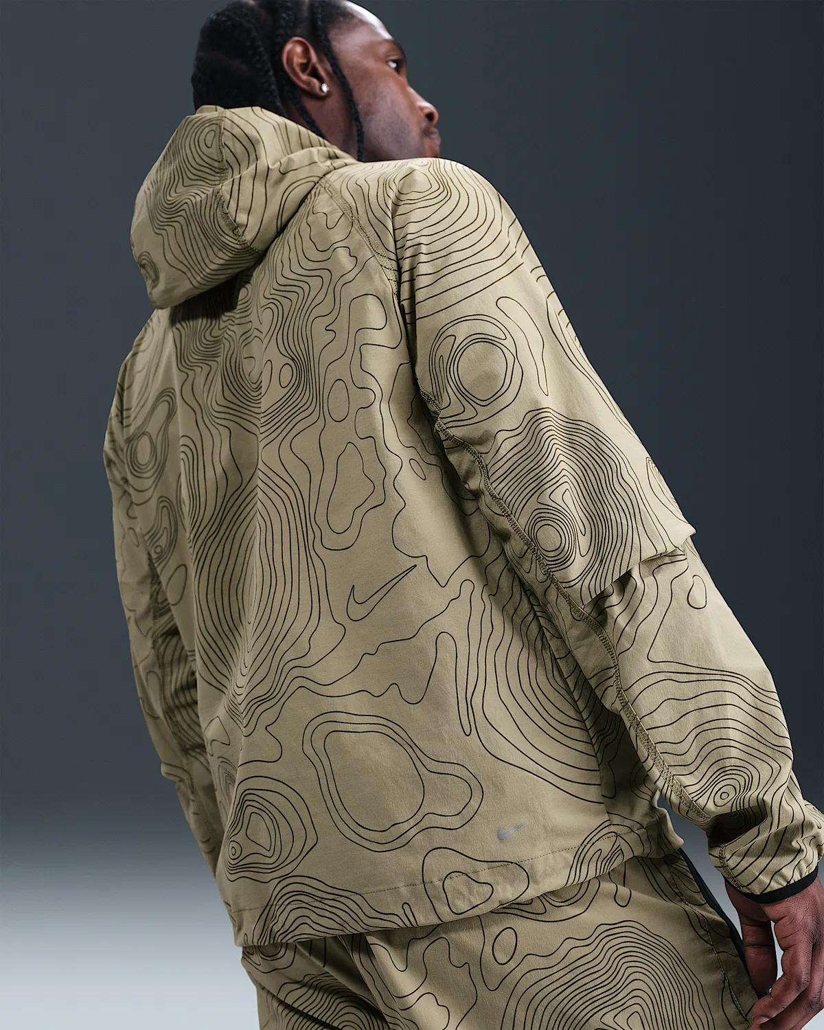 Мужская куртка Windrunner на молнии Nike Tech, Neutral Olive — фото 2