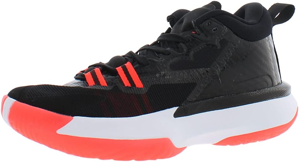 

Детские баскетбольные кроссовки Nike Jordan Zion 1 (GS), белый/черный