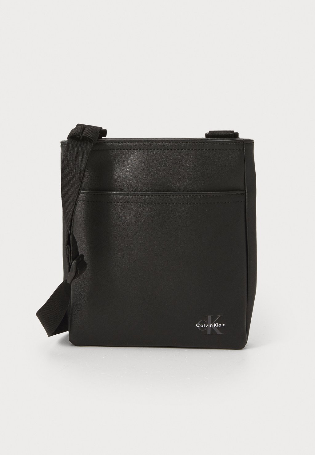 

Сумка через плечо MONO LOGO FLAT PACK Calvin Klein Jeans, черный