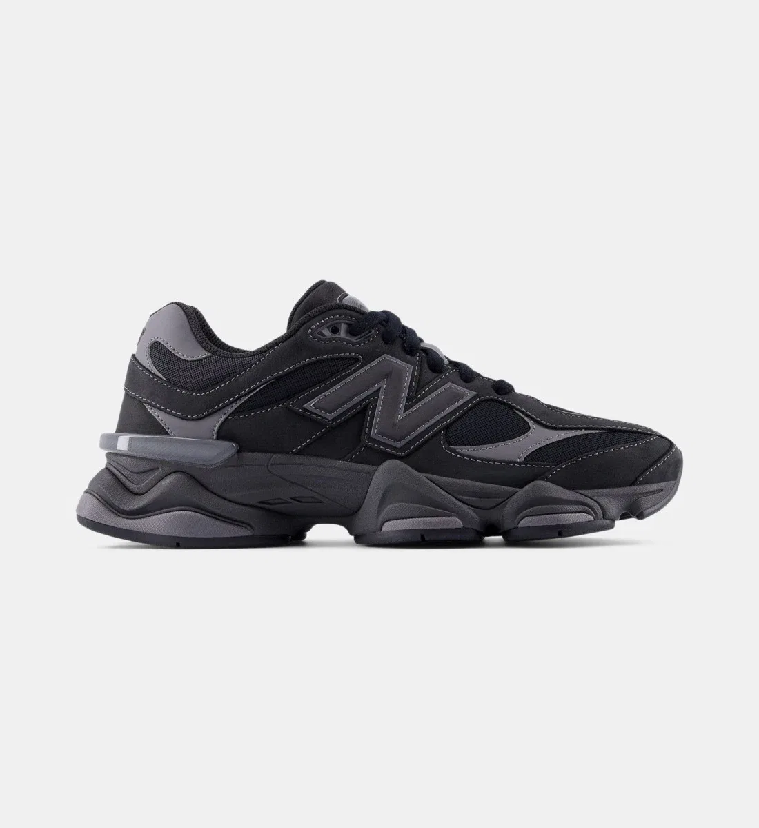 Низкие кроссовки 9060 из замши и сетки NEW BALANCE, черный