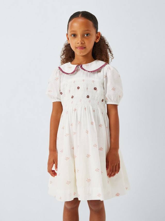 

Детское платье с рюшами на воротнике и цветочным принтом John Lewis Heirloom Collection, Misty Rose