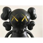 Виниловая фигурка Kaws Bounty Hunter, черный - фото 2