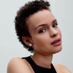 Серьги-гвоздики Pandora Essence Baroque Treated Freshwater Cultured Pearl, золото - фото 2