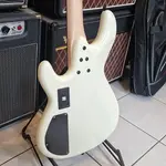 Sandberg Panther 2024 - кремовый глянцевый бас-гитара - фото 7