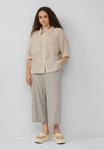 Блузка на пуговицах QS, бежевый - фото 2