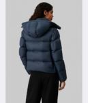 Пуховик женский Calvin Klein Jeans короткий, синий - фото 3