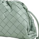 Bottega Veneta Мини-клатч Intrecciato New Sauge - фото 4