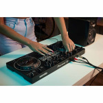 Pioneer DDJ-REV1 Scratch Style 2-канальный DJ-контроллер Serato с подставкой для ноутбука Pioneer DDJ-REV1 Scratch Style 2-Channel Serato DJ Controller w Laptop Stand - фото 8