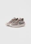 Кроссовки Nike Performance FREE 2025, Cave Stone/Black/College Grey/Dark Grey - фото 2