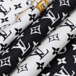 Шарф женский Louis Vuitton, черный - фото 3