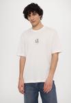 Футболка Armani Exchange Basic T-shirt, Off White/White - фото 5