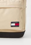 Рюкзак DAILY DOME BACKPACK Tommy Jeans, песочный - фото 5