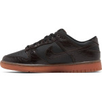 Кроссовки Nike Dunk Low SE 'Chocolate Croc', черный - фото 3