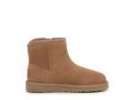 Ботинки UGG Adri Classic Mini Boot - Kids', Chestnut Brown - фото 5