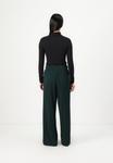 Брюки ONLY ONLRAVENNA PANT , Scarab/Dark Green - фото 3