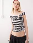 Полосатый топ COLLUSION с кольцом - фото