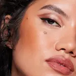 Бронзер Hypernova Satin Matte Bronzer r.e.m. beauty, Blazed (deep with neutral undertones) - фото 2